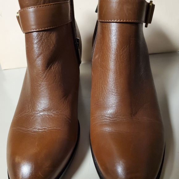 Aerosoles Heelrest Leather Bootie 7.5 med - Picture 6 of 14